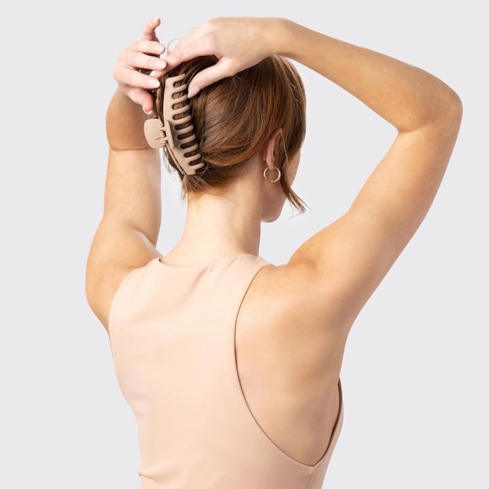 Kitsch Large-Size Hair Claw Clip for Women